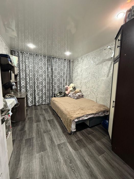 Продам 2 комнатную квартиру в четвёртом микрорайоне