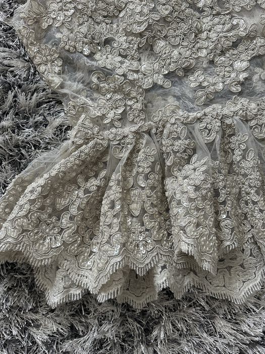 Bluza de ocazie cusuta manual cu margelute aurii