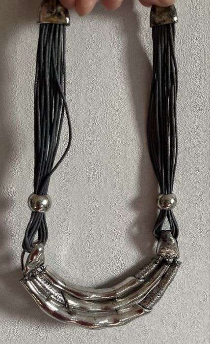 Бижутерия бусы разные