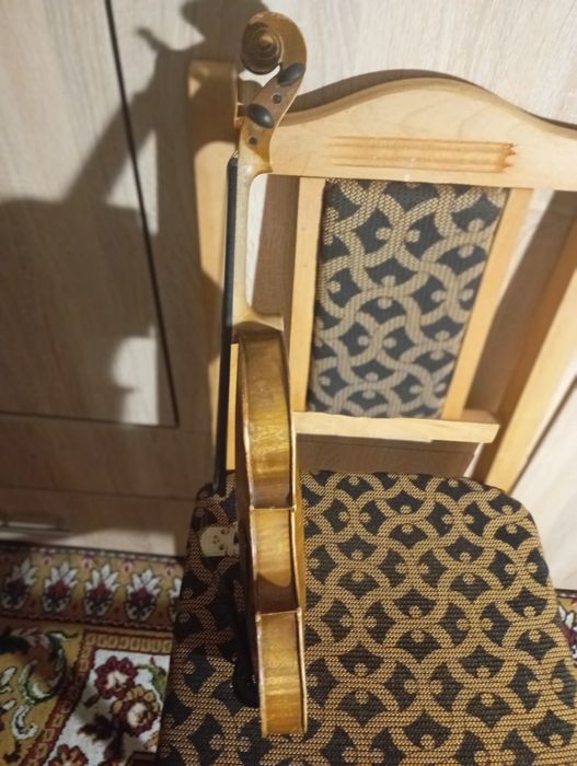 Vioara veche de vânzare