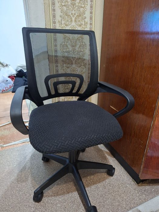 Компьютерный кресло