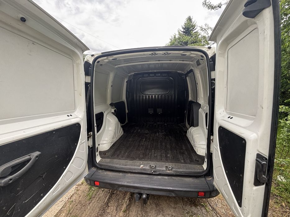 25 е. КЛИМАТИК Товарен БУС МИКРОБУС ПОД НАЕМ София 25 е. / 24 ч.