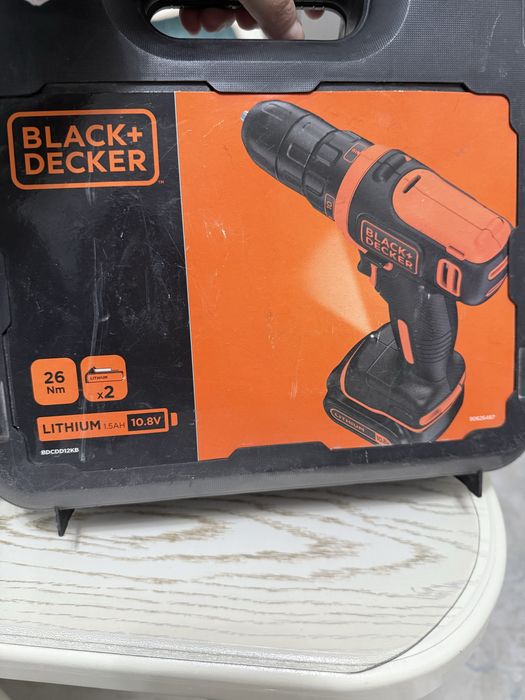 Дрель шруповёрт BLACK&DECKER 10.8 B