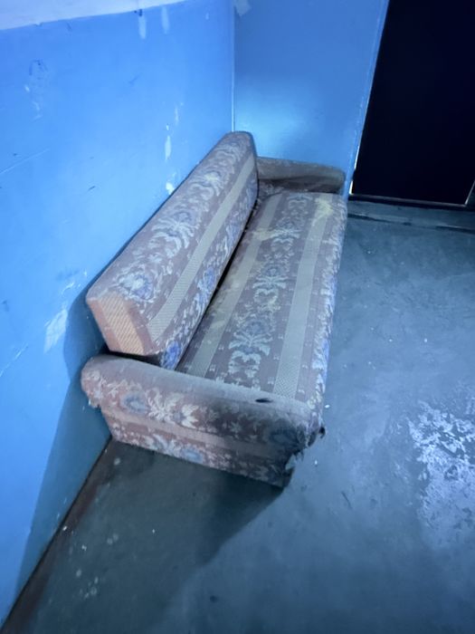 Диван самовывоз бесплатно