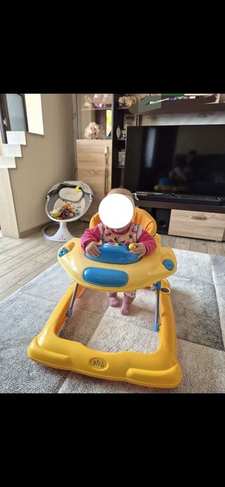 Vand carucior copii si dau gratis premergator