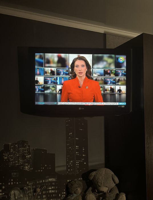 Продам телевизор Lg