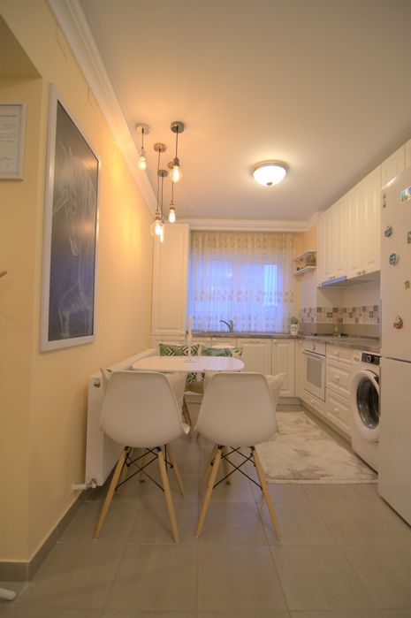 Apartament 2 camere - complet utilat , mobilat