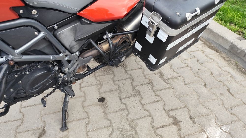 BMW 800 cmc, cauta Rider