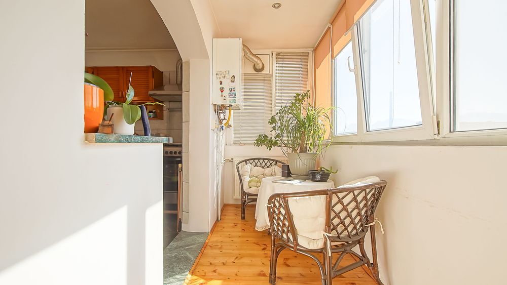 Vând apartament 3 camere, Triaj, decomandat, 74 mp.