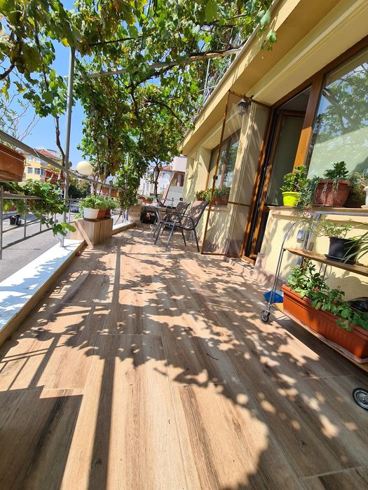 Дава се под наем Къща в Пловдив, Център - 450 кв.м за 2295 € - Снимка #10