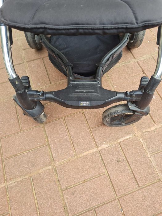 Детска количка „Бащи, майки, татковци“