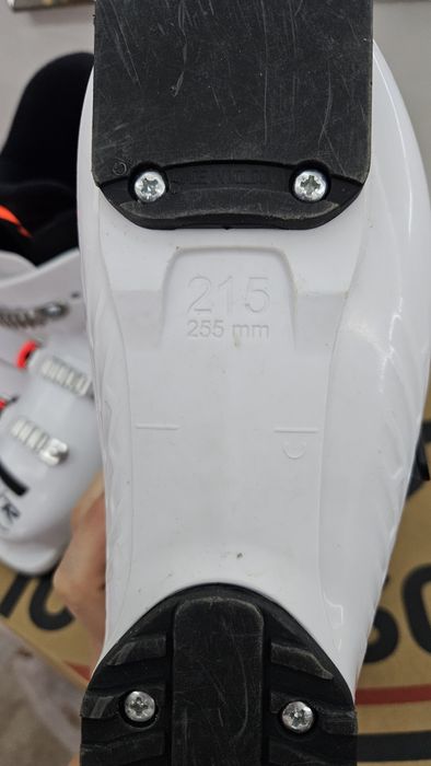 Ски обувки Rossignol Hero J3