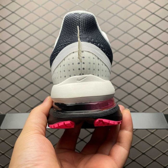 Nike Pegasus Premium "NYC" IQ1130-001 [40.5]