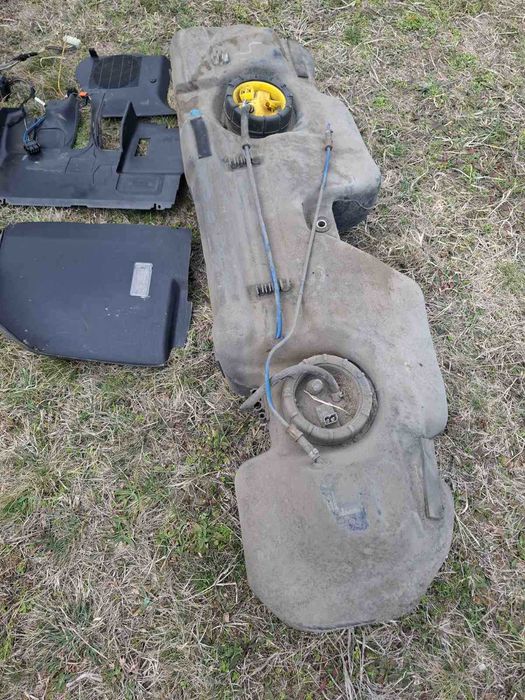 Части от BMW e36 318ti