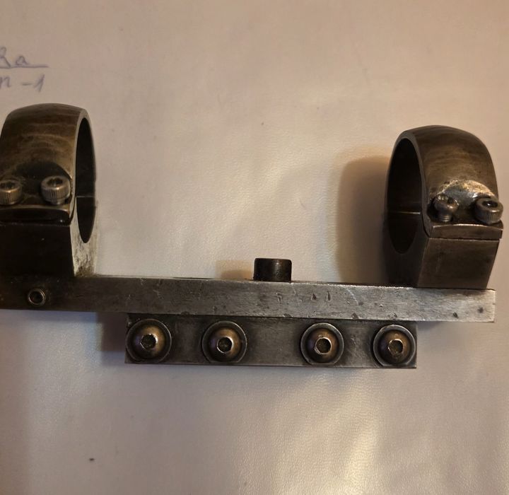 Vând suport luneta pt arma de vânătoare