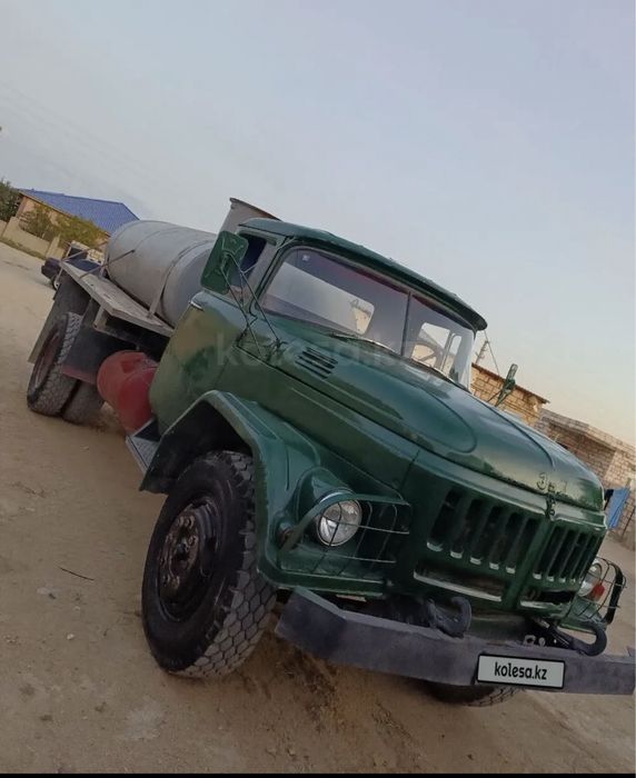 Продам зил водавоз 5 куб