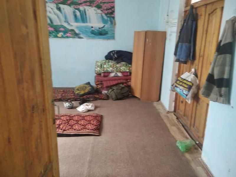 Уй сотилади нишон грес олдида 8 сутик