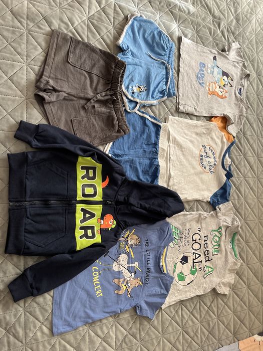 Tricouri/pantaloni scurti/hanorac marimea 98