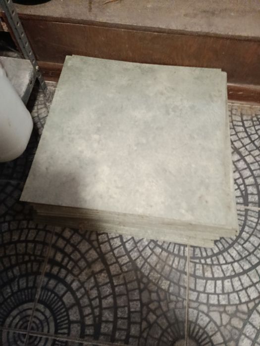 Линолеум плитками 45×45