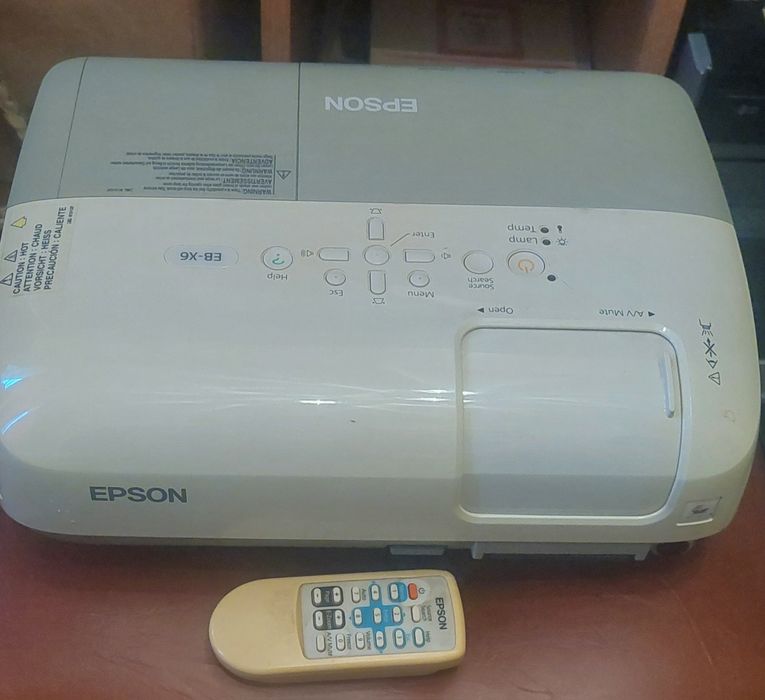 Videoproiector EPSON