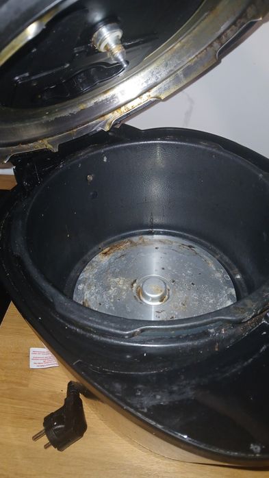 Мултикукър PHILIPS за 120лв