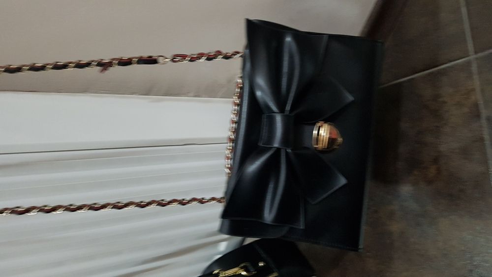 Дамска чанта за рамо