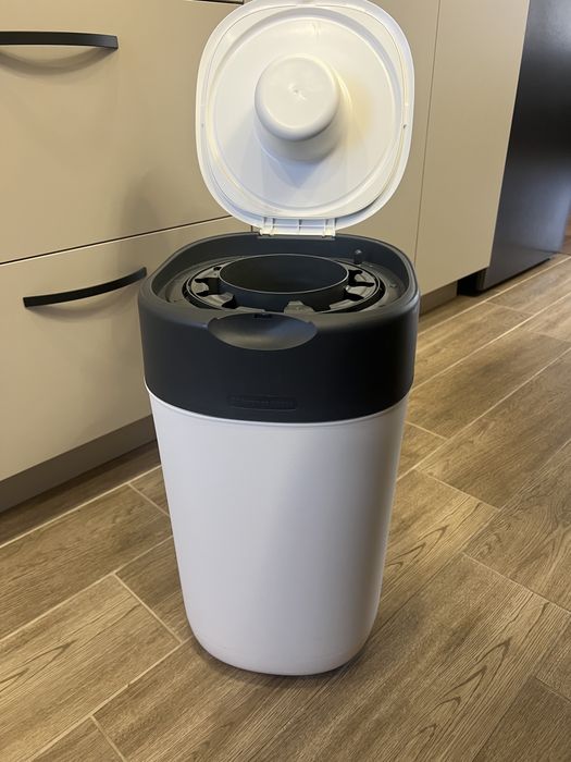 Кош за памперси Tommee Tippee Twist & Click