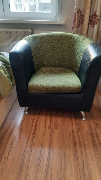Кресло аташе зелёный