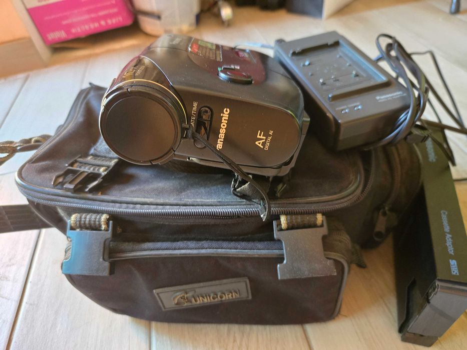 Продавам  камера