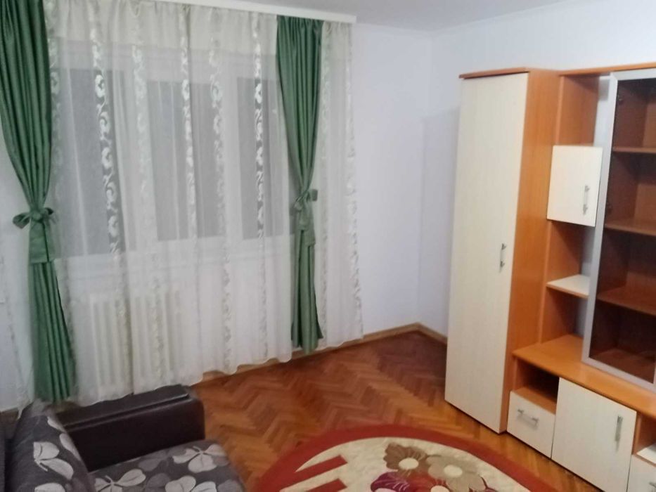 Proprietar – Închiriez apartament 2 camere DECOMANDAT, Ploiești Vest – 1.250 Lei Proprietar –  de la 1 Octombrie)