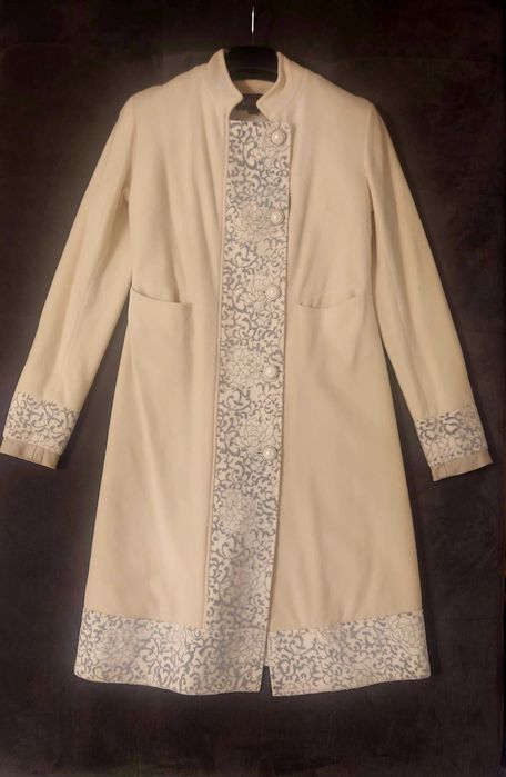 Уникално дамско палто (кашмир и вълна) с кожен кант, размер S-M