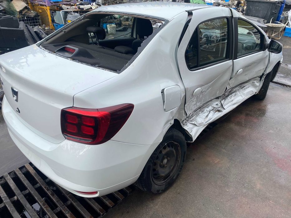 dezmembrez dacia logan 2017 cod motor k9k euro 6 , 75 cai/ usa fata
