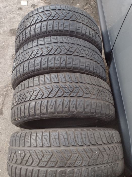Перфектни 4бр.205/40/18 Pirelli dot4218