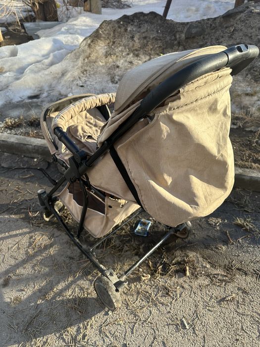 Продам детскую каляску