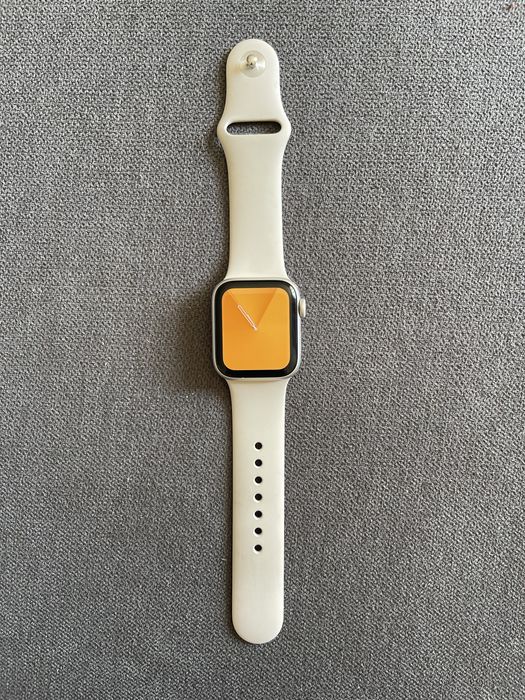 Apple Watch SE 2 gen, 40 mm, Starlight