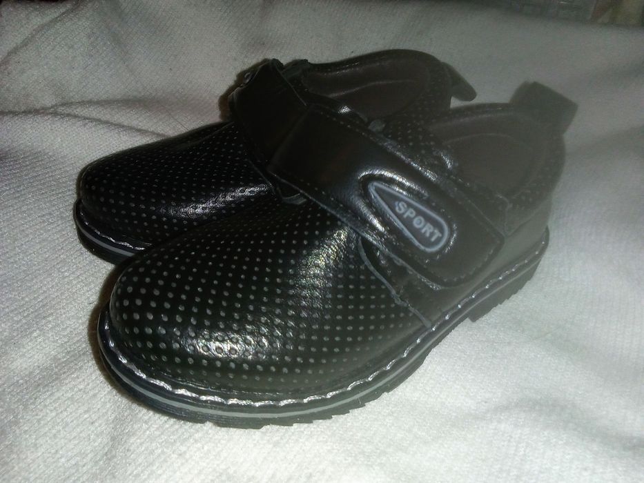 Новые туфли на мальчика