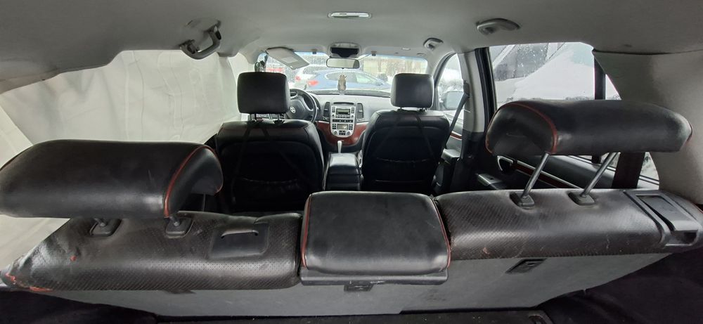 Dezmembrez Hyundai Santa Fe 2.2D 2007 D4EB