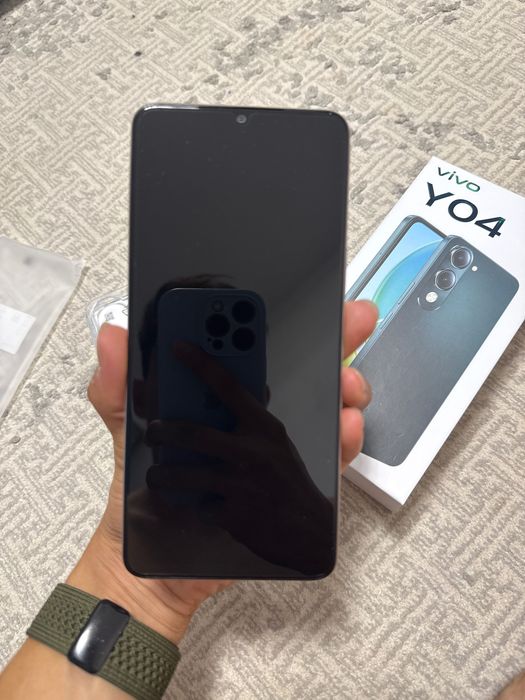 Телефон Vivo YO4