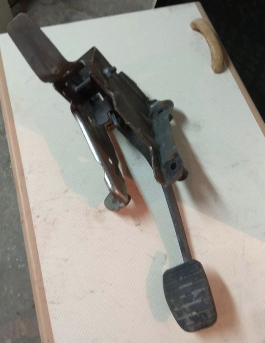 Части за Дачия Докер Лоджи 1,6 8 к