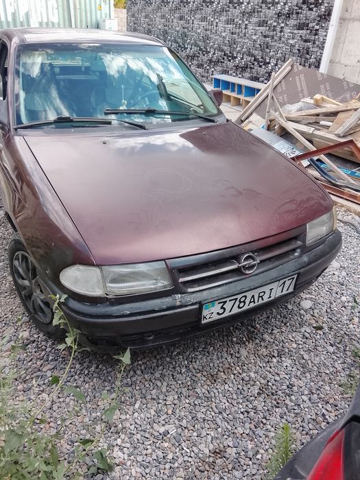 Срочно продам Опель астра