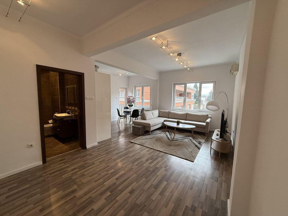 Дава се под наем Двустаен апартамент в София, Докторски паметник - 60 кв.м за 772.65 € - Снимка #1