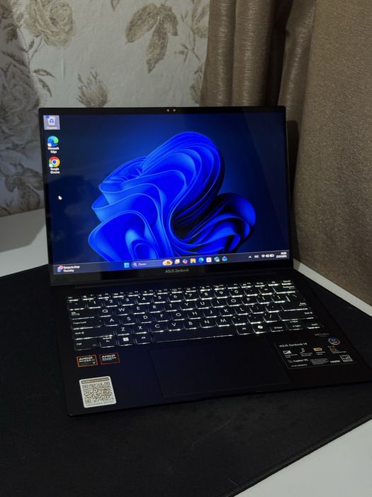 Asus Zenbook 14 Touch