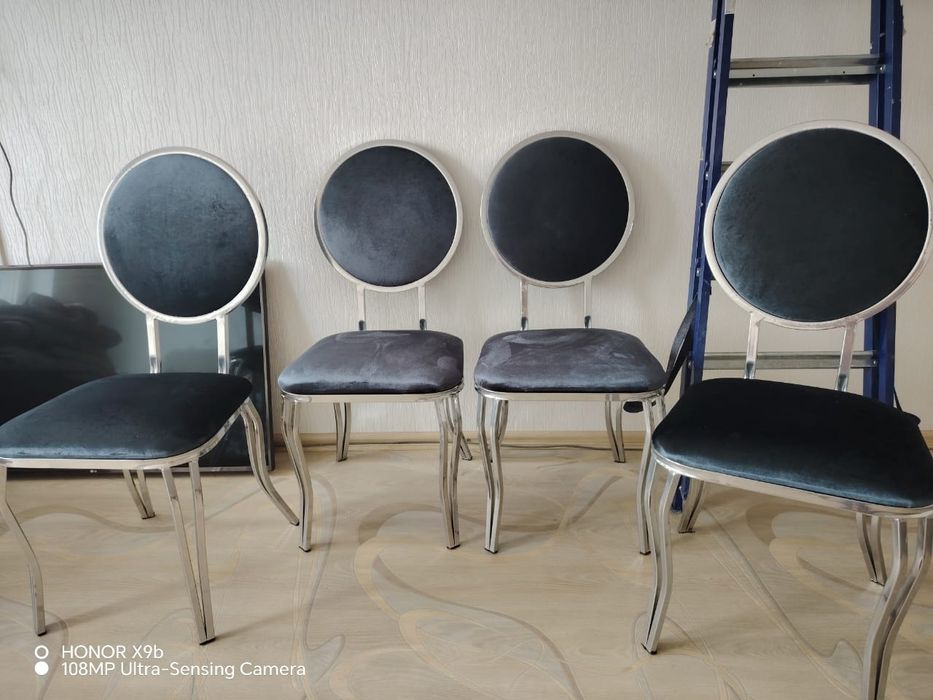 Продам стол со стульями