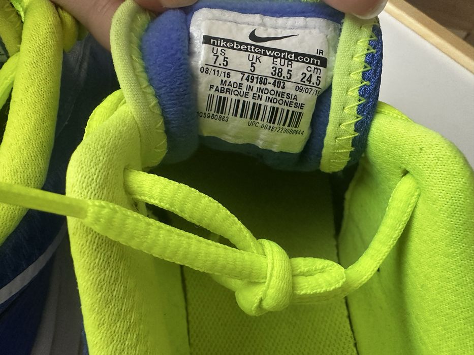 Маратонки Nike 38.5