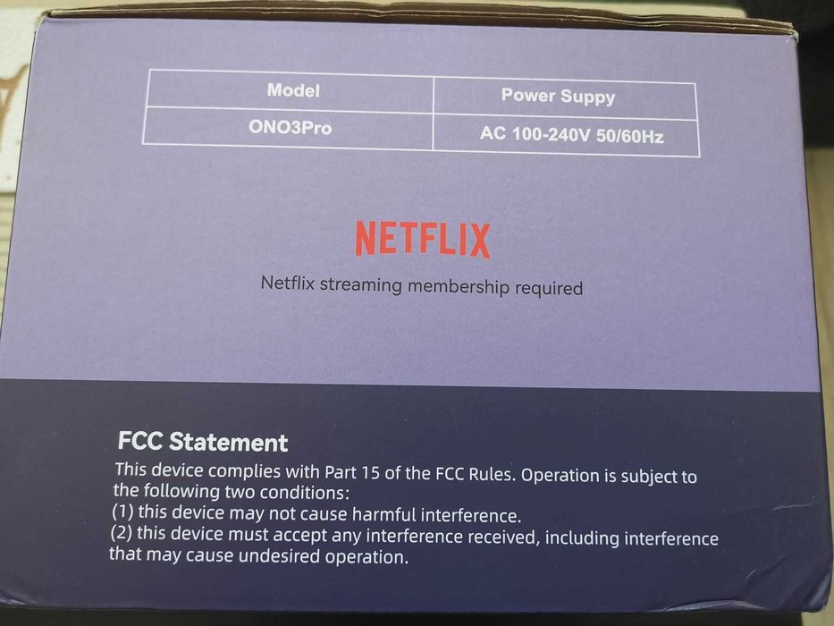 Proiector ONO3 Pro 4K, HDR, nou-nout, SIGILAT. Auto-focus, Smart TV OS, WiFi 6, compatibil cu Netflix, Prime Video, YouTube, Apple TV, Disney+