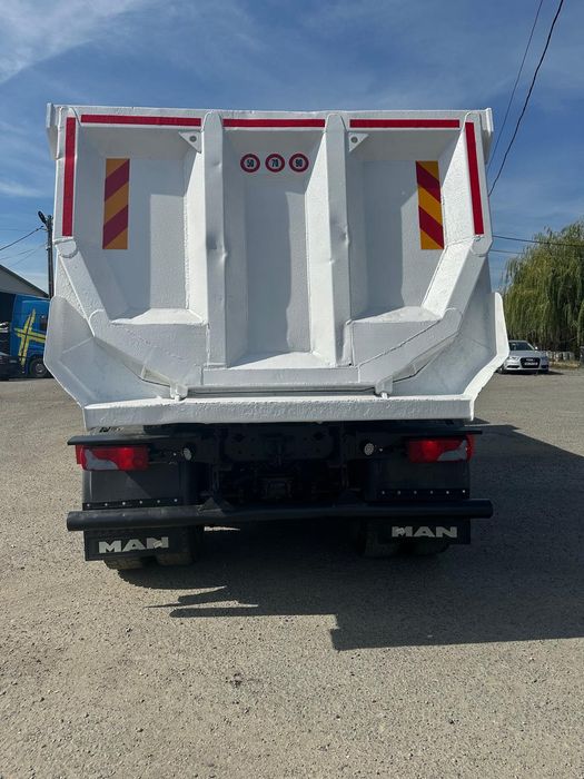 MAN Autobasculanta 8x4