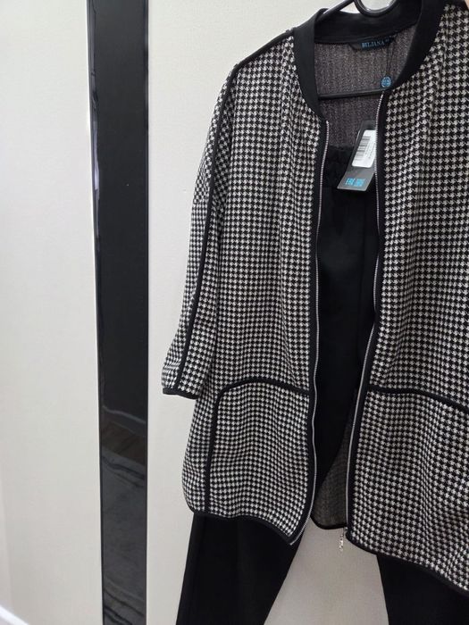 Продам костюм двойки