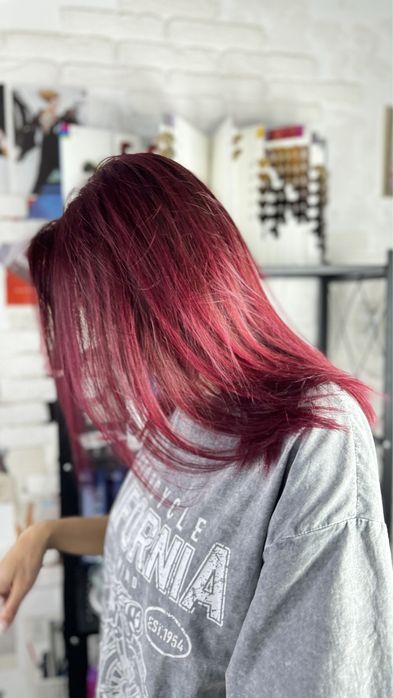 Профессиональный макияж ,укладки,прически,окрашивание волос.