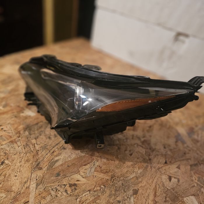 Фар far ляв фарове за Лексус Lexus NX,Koito 78-14