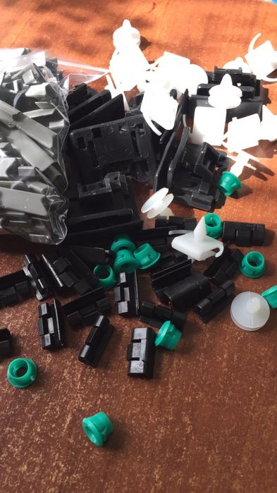 бмв е32,е34, е36 е60,90,Х5клипсы